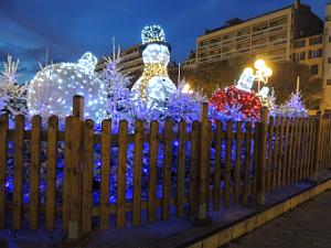 45  Toulon Place D'Armes